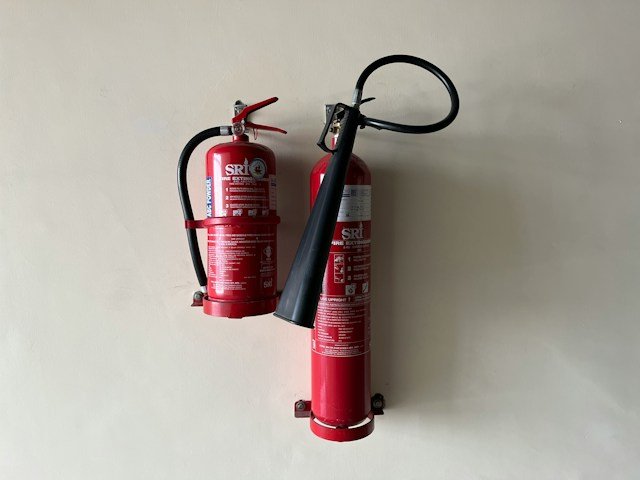 Extintores ABC prontos para venda na loja